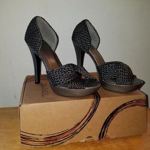 Grey Metal Pumps